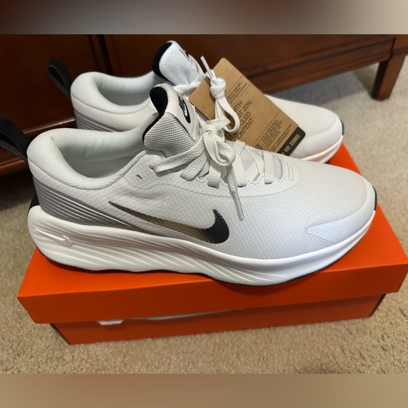 WOMEN'S NIKE PROMINA TRAINING SHOES: Shipping is free - Picture 3 of 12